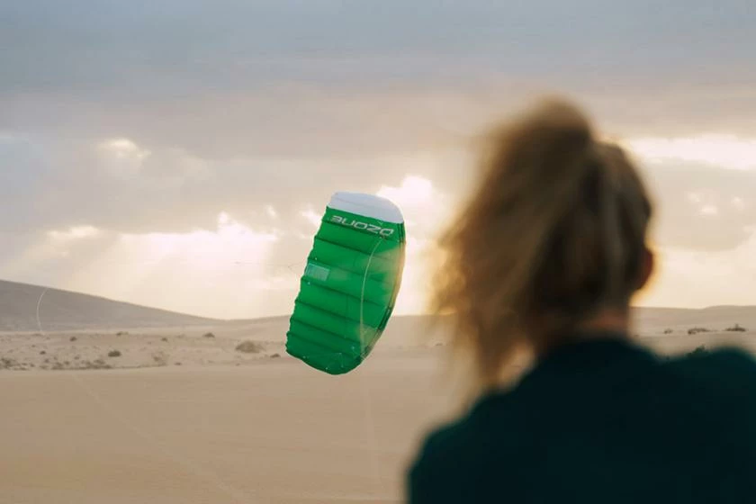 Ozone IGNITION V3 Trainer Kite Mit 3-Leinen Safety â Bild 5